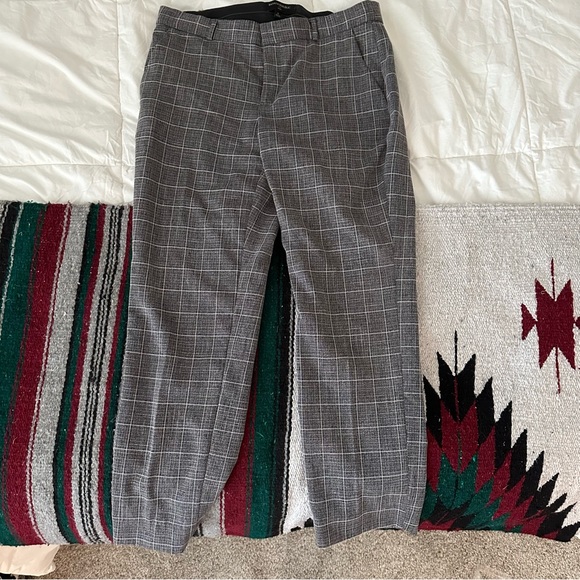 Banana Republic grey check Avery fit pants, size 6 - Picture 4 of 8
